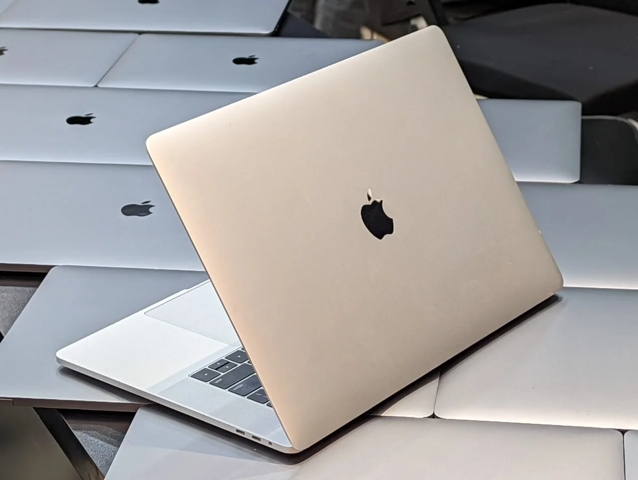 Apple macbook